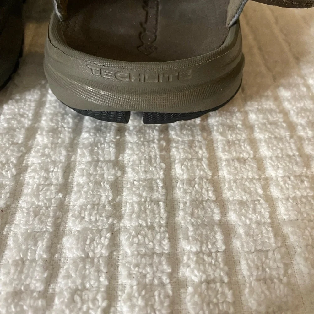 Columbia Men’s Techlite Sandals